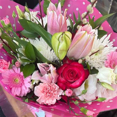 Simple Surprises flowers from Ashlea Flowers Florist Dartford